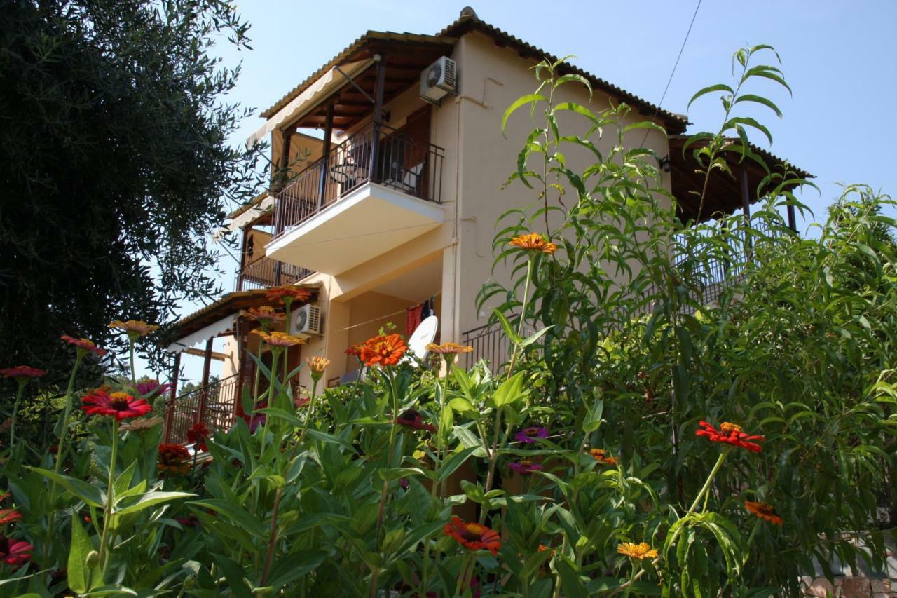 Katerina Rooms Sivota  Luaran gambar